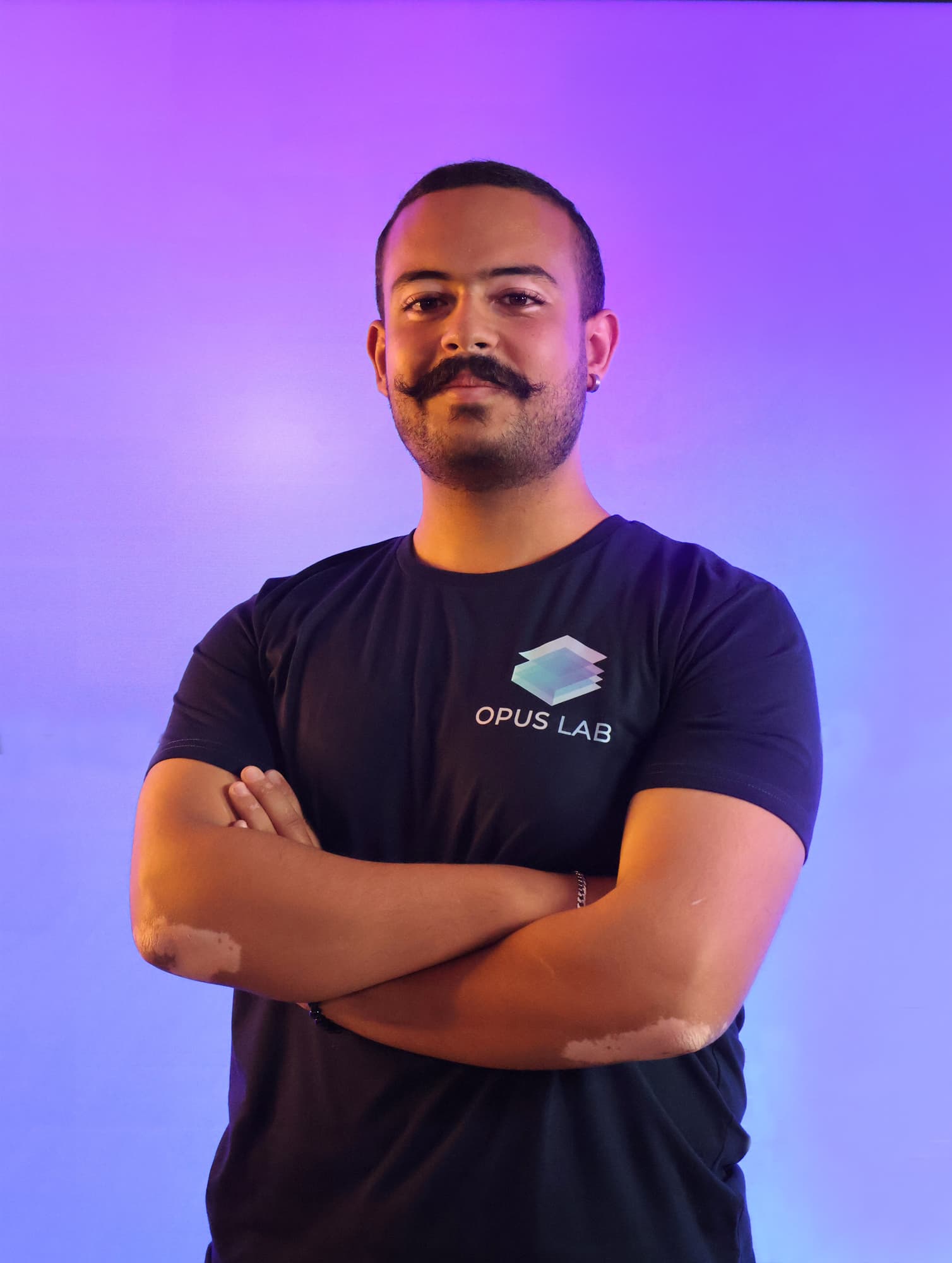 Aziz Lahmer - Designer Graphique